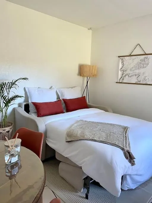 Holiday home New La Ferme Fleurie Gite Ty Rose Ploubazlanec
