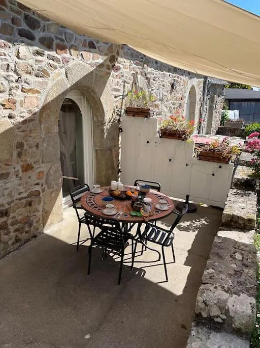 New La Ferme Fleurie Gite Ty Rose Ploubazlanec Holiday home